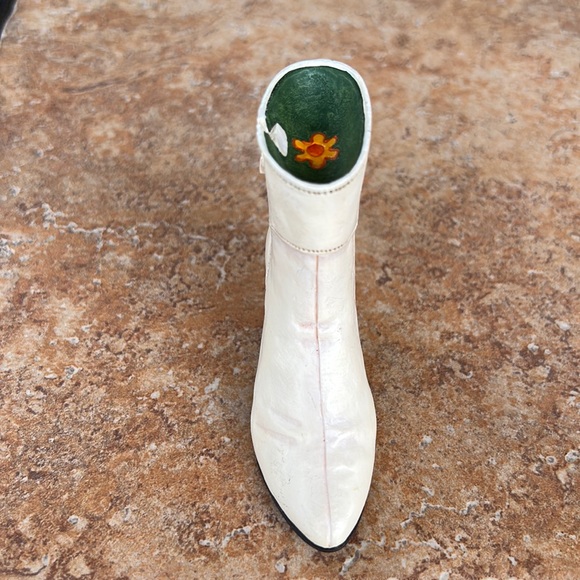 🌸3 for $18🌸 Just the Right Shoe Ingenue, Ivory High Heeled boot, Miniature - Picture 1 of 11